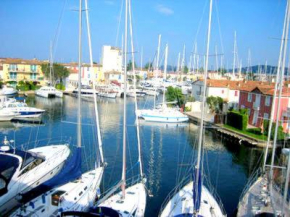 PORT GRIMAUD F2